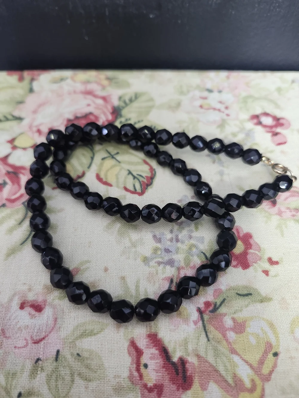 N/A elegant black